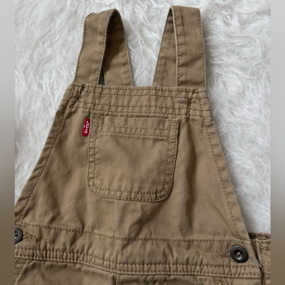Levi's Classic Beige Short Toddler Overalls - Picture 2 of 5